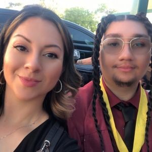 Meet your Posher, Dulce